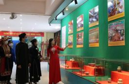 Phát huy vai trò hoạt động trưng bày, bảo tàng trong thu hút khách du lịch