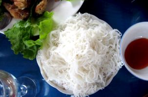 Nghề làm bún Đa Mai