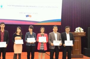 Tập huấn đánh giá viên và cấp nhãn du lịch bền vững "Bông sen xanh" năm 2014 