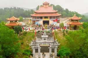 Khai thác tiềm năng du lịch văn hóa vùng đất Phượng Hoàng