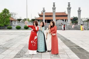 Hợp tác để phát triển du lịch bền vững