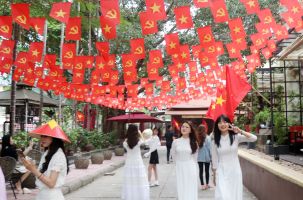 Tổ chức lễ hội chùa Vĩnh Nghiêm quy mô cấp thành phố với nhiều hoạt động đặc sắc