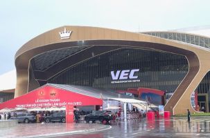 Lịch mở cửa miễn phí Triển lãm thành tựu đất nước