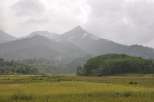 Thăm Bản gái đẹp dưới chân Yên Tử