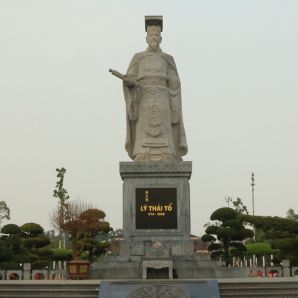 Đề xuất xây dựng Hồ sơ trình UNESCO vinh danh Danh nhân lịch sử, văn hóa Lý Công Uẩn