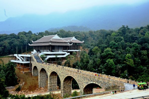 Tây Yên tử - Điểm đến của bạn - Hoàng Thương