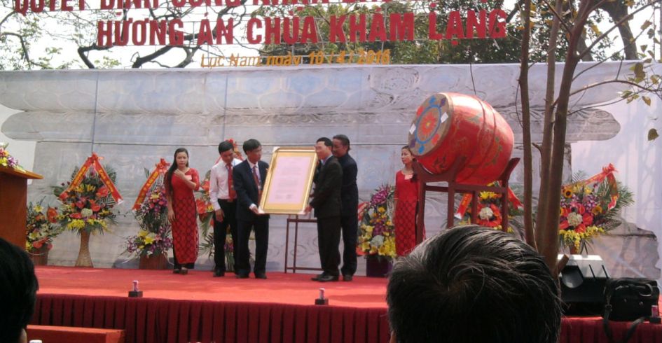 Lễ đón nhận Hương án chùa Khám Lạng-Lục Nam là bảo vật Quốc gia