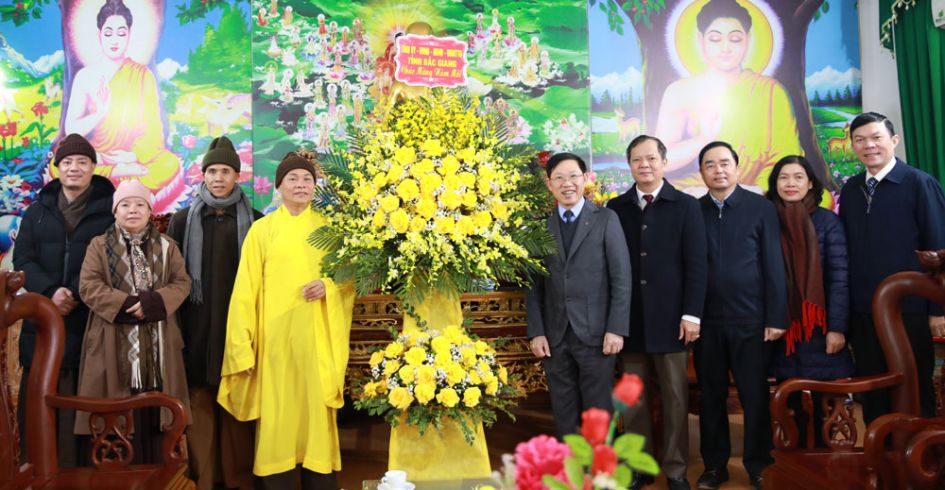 Chủ tịch UBND tỉnh Bắc Giang Lê Ánh Dương thăm, chúc Tết Ban Trị sự Giáo hội Phật giáo Việt Nam tỉnh Bắc Giang