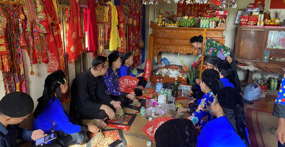 THEN TRONG ĐỜI SỐNG VĂN HÓA NGƯỜI NÙNG