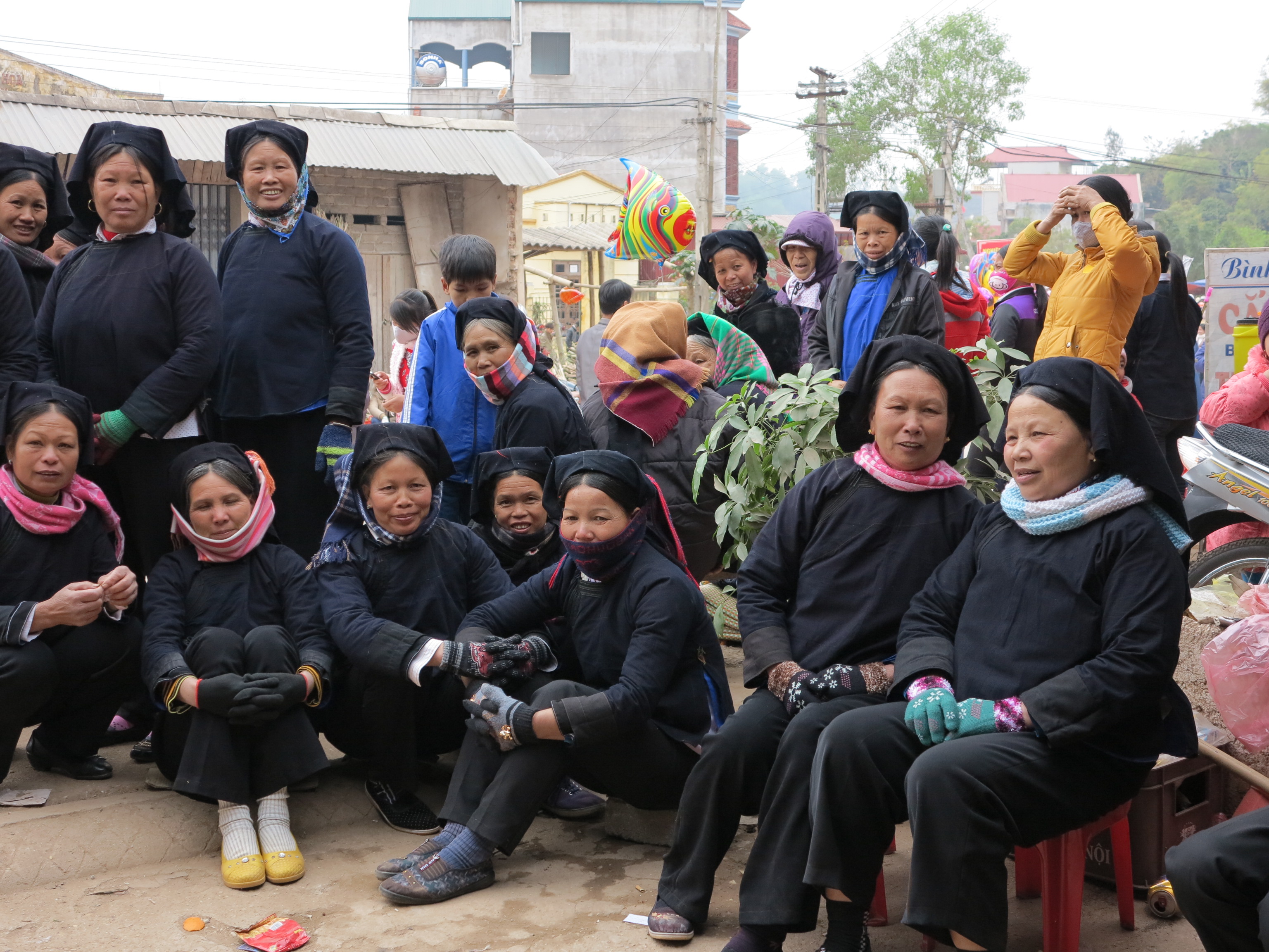 Du xuân chợ Thác Lười