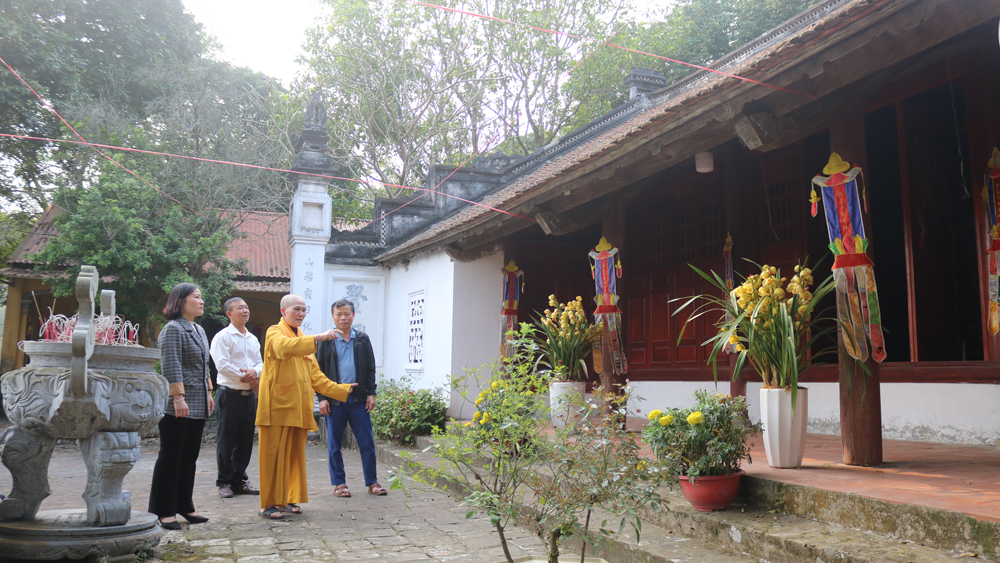 Chùa Kem trầm mặc, linh thiêng dưới chân Nham Biền