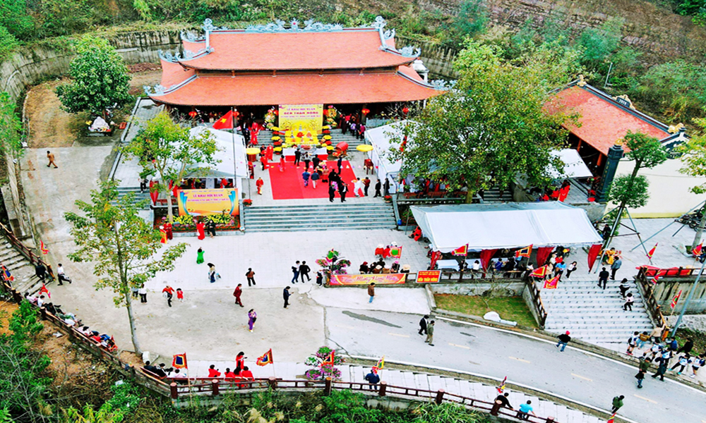 Lục Nam: Khai thác lợi thế du lịch