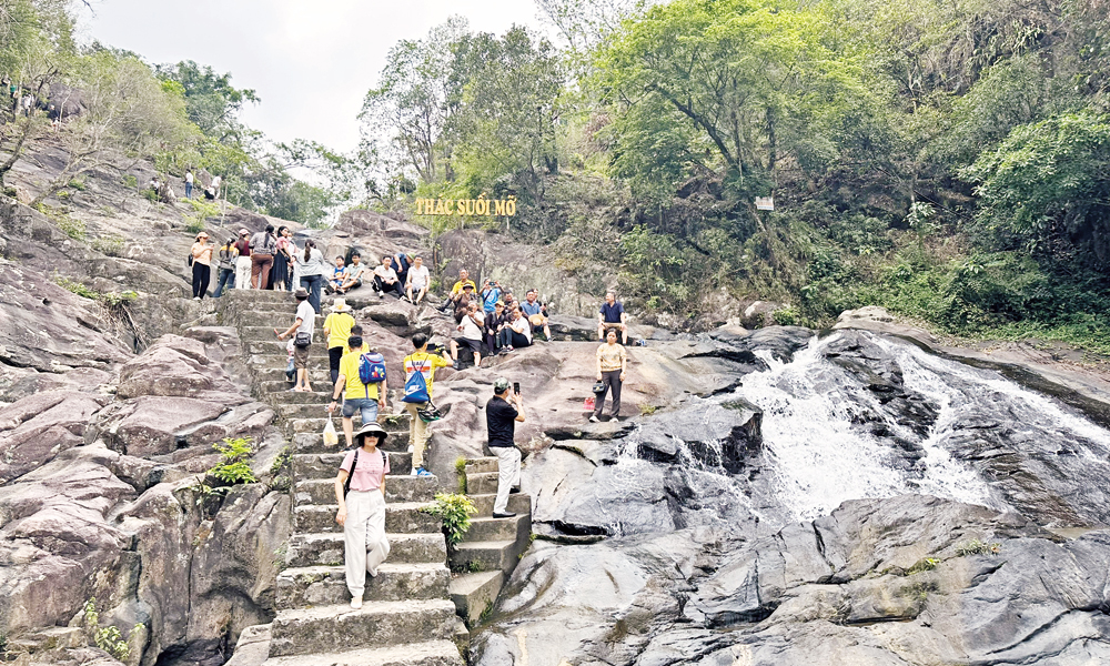 Phát triển sản phẩm du lịch bản sắc Kinh Bắc