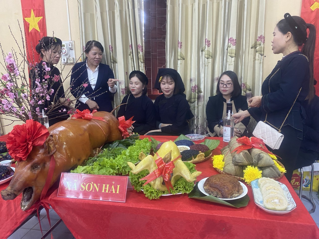 SAY ĐẮM RƯỢU MEN LÁ NGƯỜI NÙNG