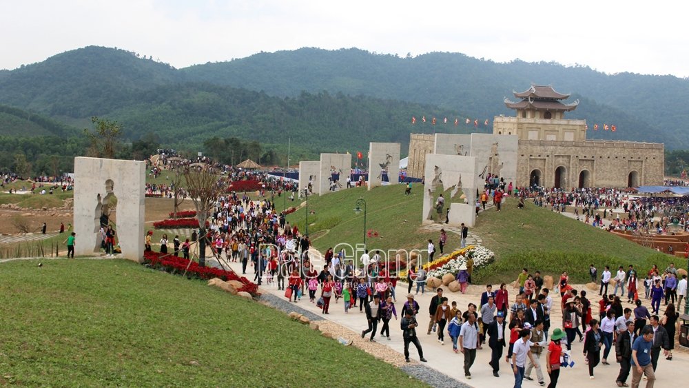 Xây dựng nền văn hóa tiên tiến vì sự phát triển KT-XH bền vững