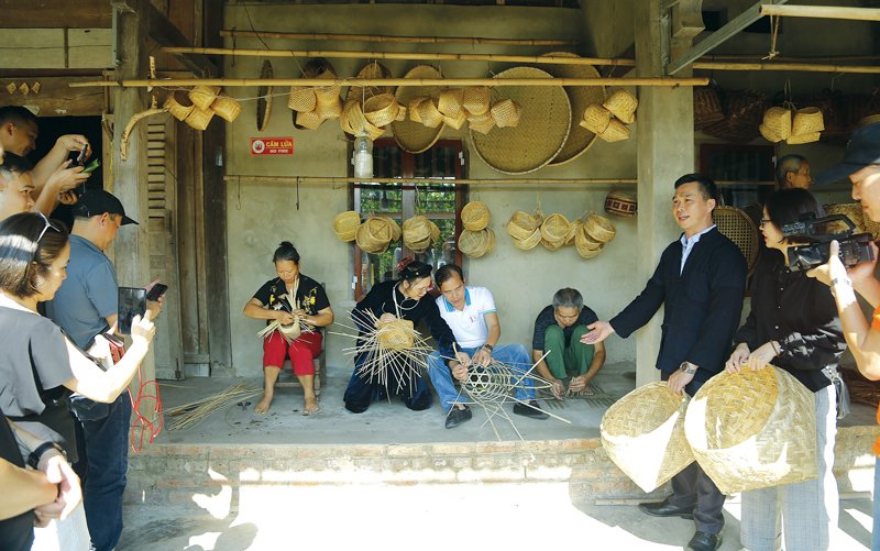 Định hình du lịch nông thôn “xanh”, bền vững