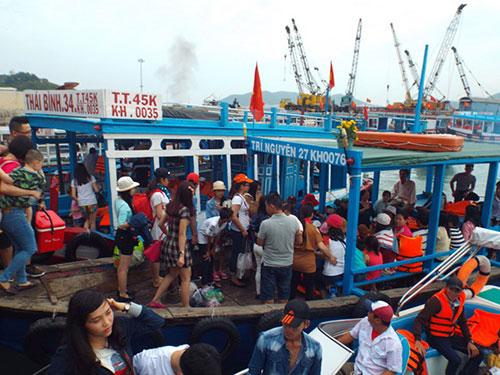 Du lịch, tự chọn, l&ecirc;n ng&ocirc;i, kh&aacute;ch tham quan