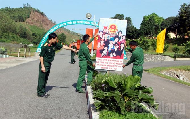 Rực sắc, cờ hồng, bầu cử, cử tri, Đại biểu, Quốc hội, Đại biểu HĐND, Chủ tịch UBND tỉnh