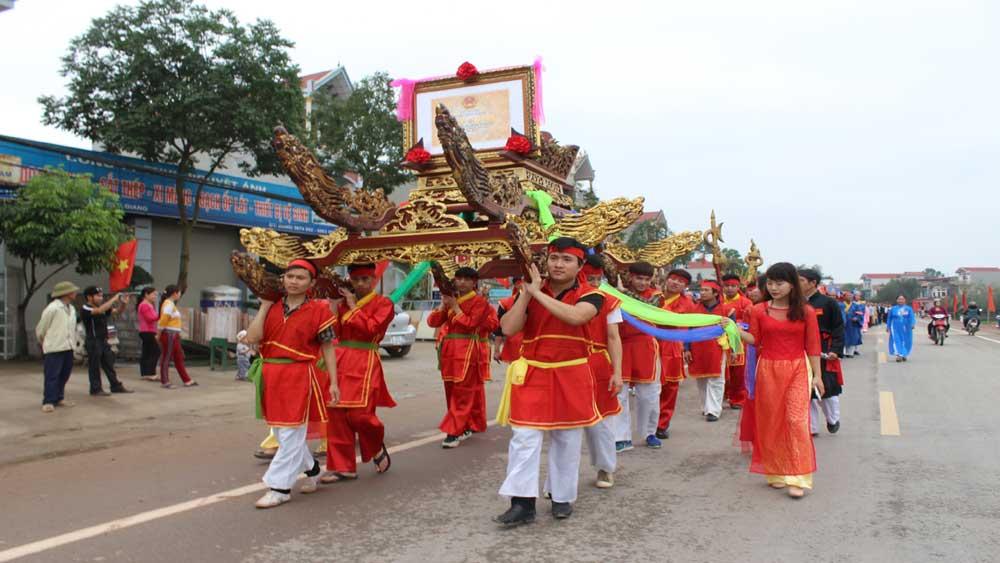 Nghi lễ rước tưởng nhớ Hán Quận công Thân Công Tài. Nghi lễ rước tưởng nhớ Hán Quận công Thân Công Tài.