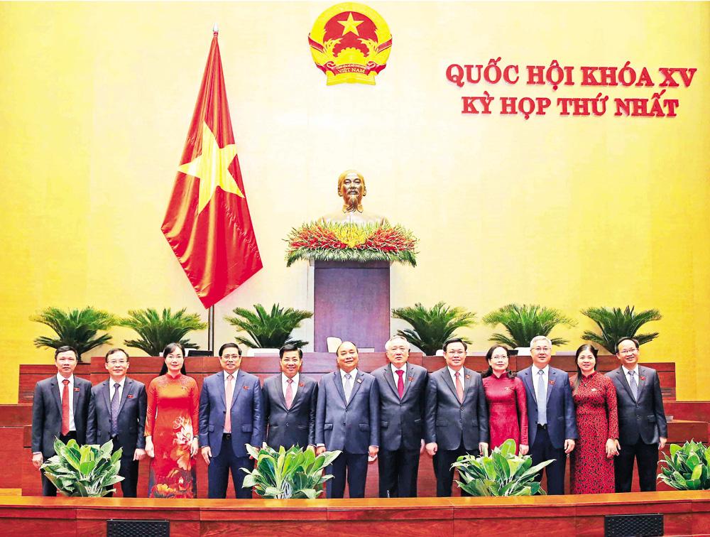 sự kiện, th&agrave;nh tựu