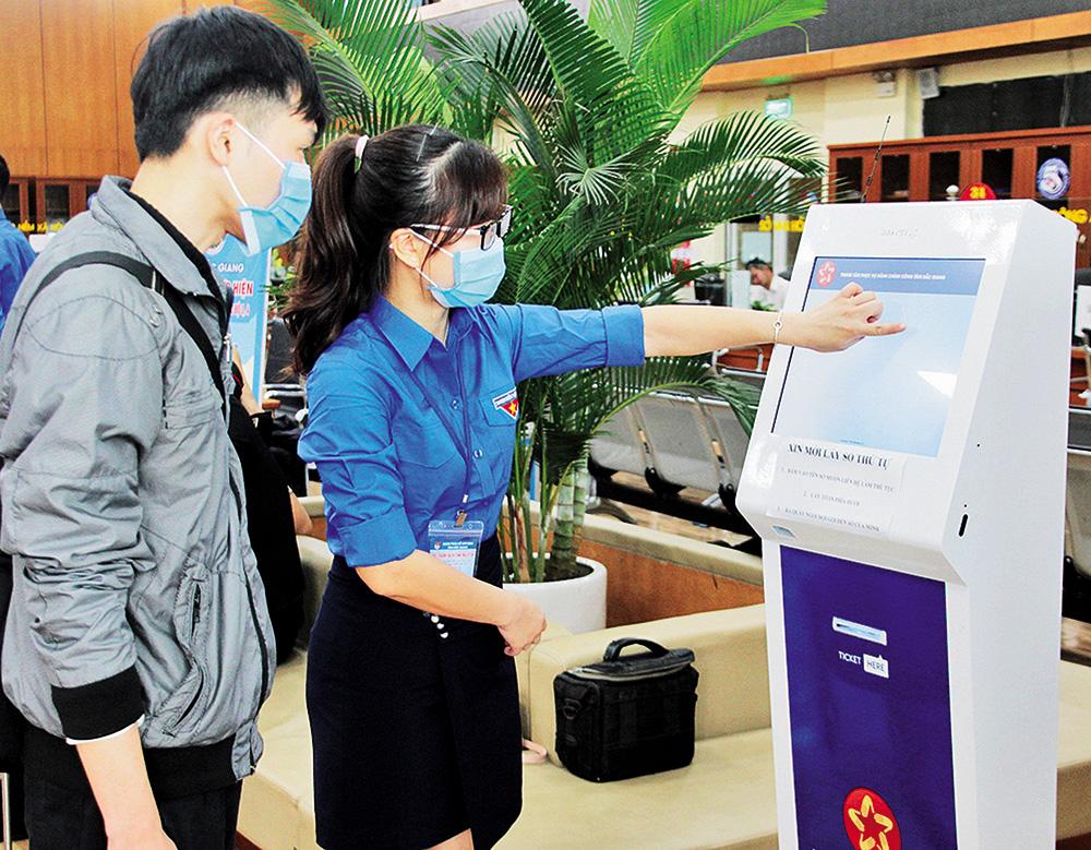 sự kiện, th&agrave;nh tựu