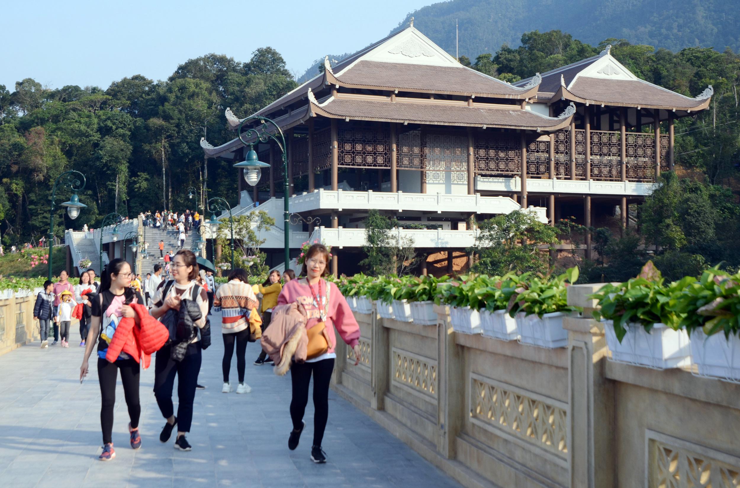 giá trị tiêu biểu, nổi bật toàn cầu, hệ thống di tích, danh thắng Tây Yên Tử, Tây Yên Tử giá trị tiêu biểu, nổi bật toàn cầu, hệ thống di tích, danh thắng Tây Yên Tử, Tây Yên Tử