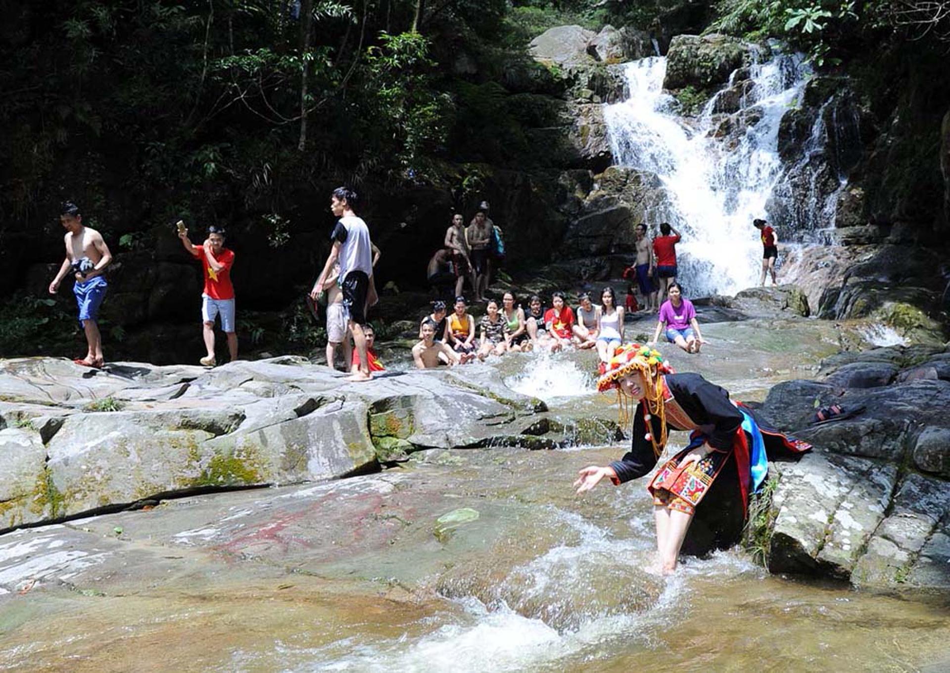 giá trị tiêu biểu, nổi bật toàn cầu, hệ thống di tích, danh thắng Tây Yên Tử, Tây Yên Tử giá trị tiêu biểu, nổi bật toàn cầu, hệ thống di tích, danh thắng Tây Yên Tử, Tây Yên Tử