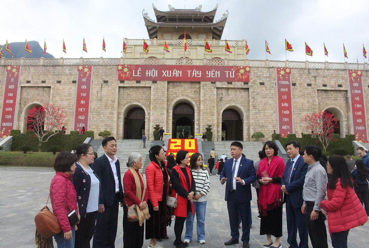 Phật Hoàng, Trần Nhân Tông, Tây Yên Tử, Chùa Vĩnh Nghiêm Phật Hoàng, Trần Nhân Tông, Tây Yên Tử, Chùa Vĩnh Nghiêm