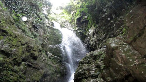 THẮNG CẢNH VỰC RÊU BÊN SƯỜN TÂY YÊN TỬ